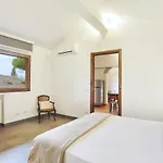Casale Carla *