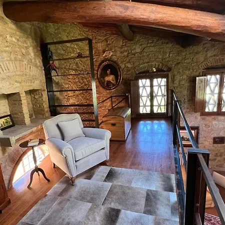 Casale Carla * إمبرونيتا